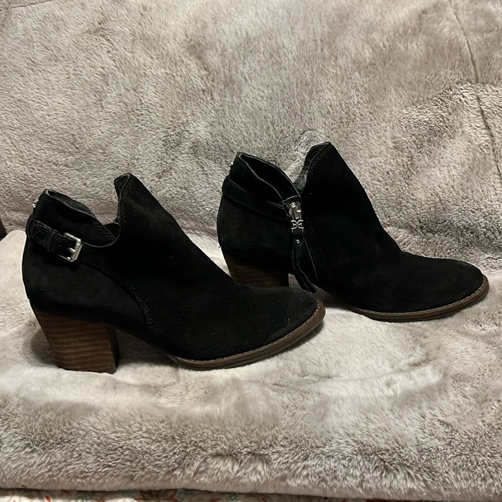 Sam Edelman Black Suede 6.5 women’s bootie